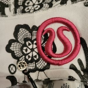 LULULEMON ATHLETICA Black/ White Laceoflage SCUBA HOODIE JACKET/ Coat